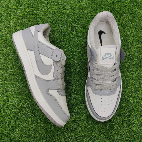 Dunk Low Smoky Grey