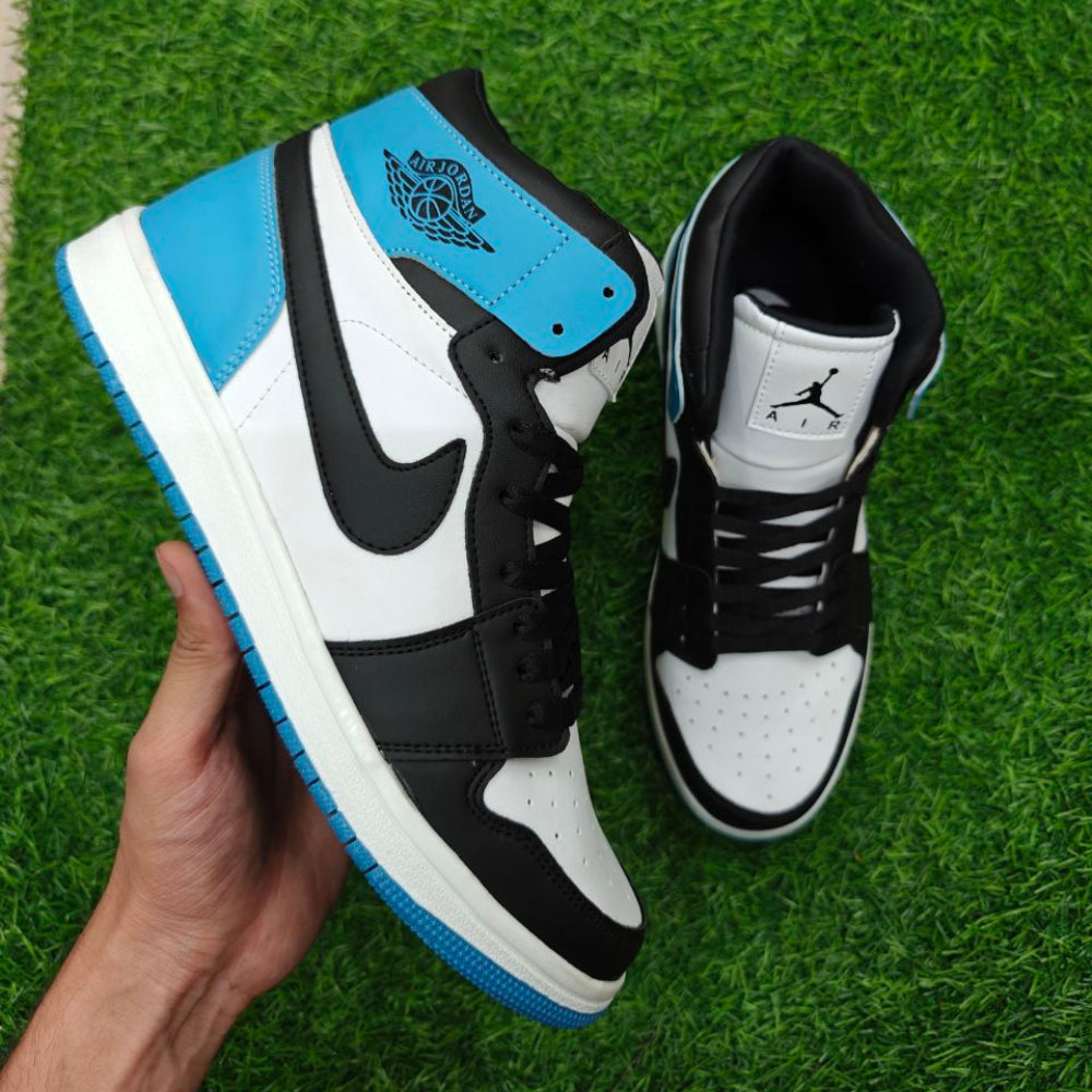 Jordan 1 UNC Toe